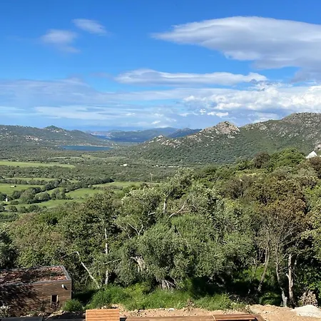 Ecodomaine & Distillerie U Viaghju Muro (Corsica)
