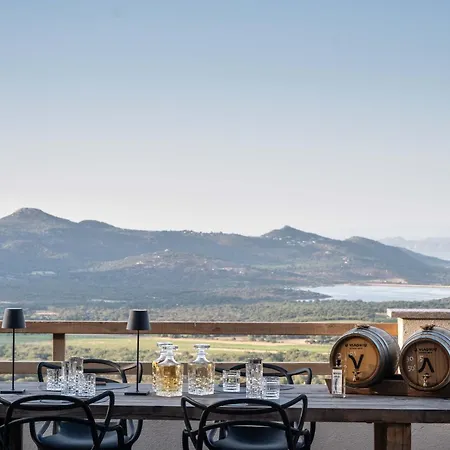Ecodomaine & Distillerie U Viaghju 4*