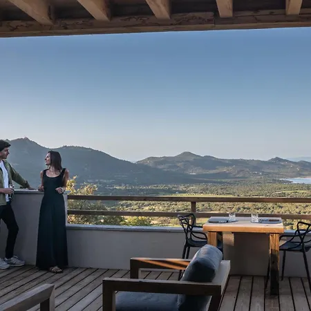 Bed and Breakfast Ecodomaine & Distillerie U Viaghju Muro (Corsica)