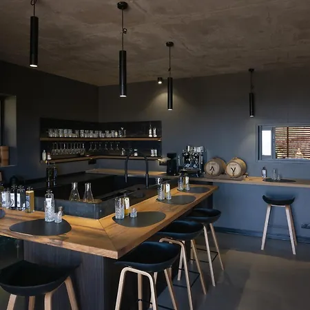 Ecodomaine & Distillerie U Viaghju 3* Muro (Corsica)