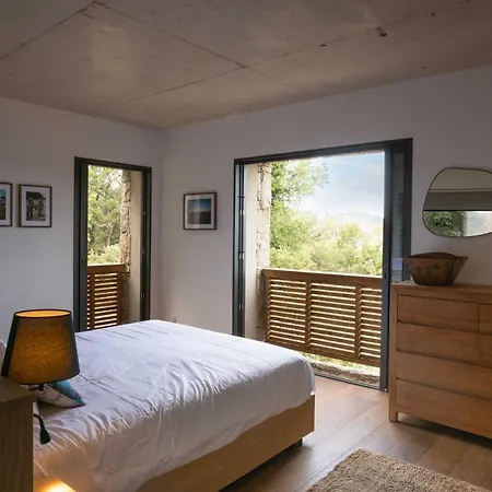 Ecodomaine & Distillerie U Viaghju Bed & Breakfast 3*