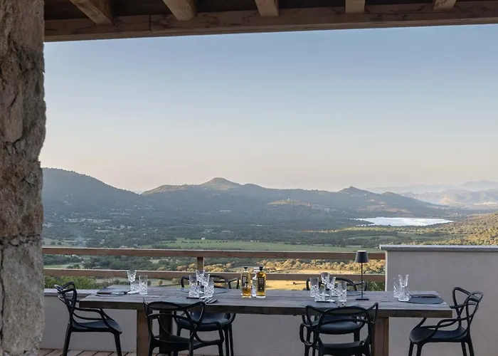 Ecodomaine & Distillerie U Viaghju 4*