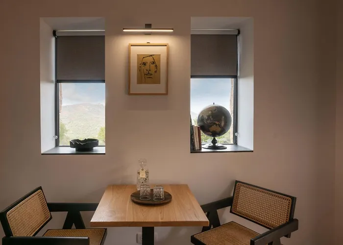 فندق مبيت وإفطار Ecodomaine & Distillerie U Viaghju 3*